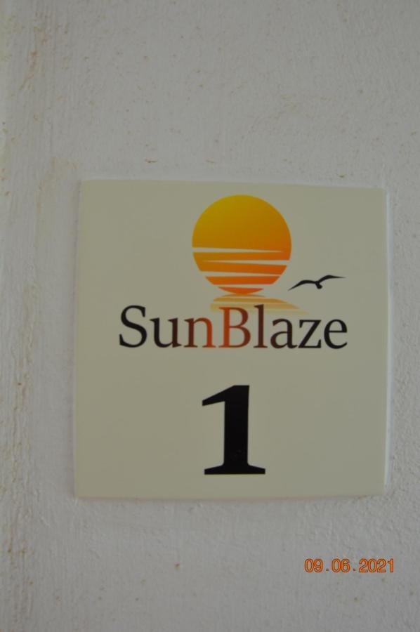 Sunblaze Studios1 Spetses Екстер'єр фото