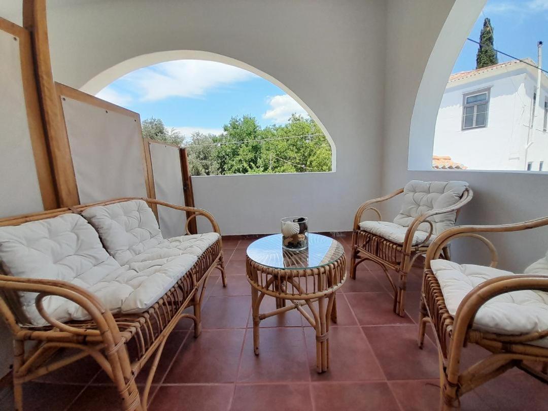 Sunblaze Studios1 Spetses Екстер'єр фото