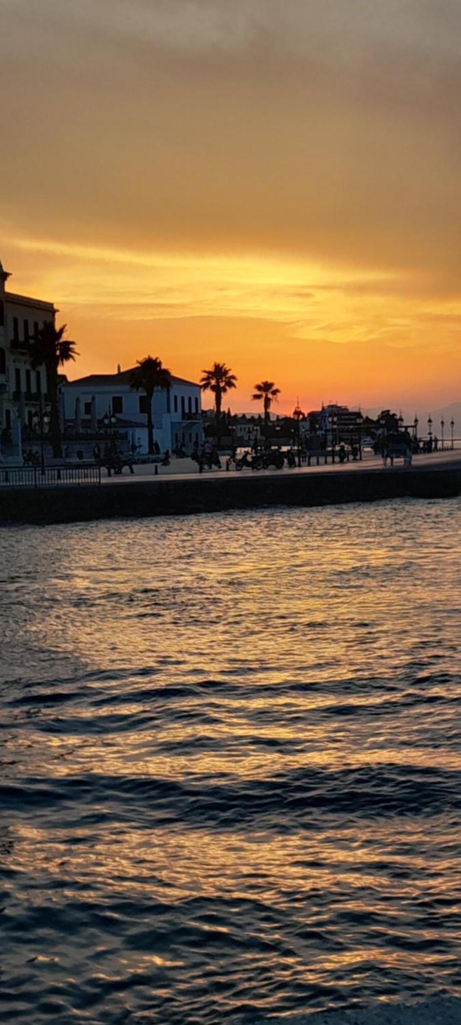 Sunblaze Studios1 Spetses Екстер'єр фото